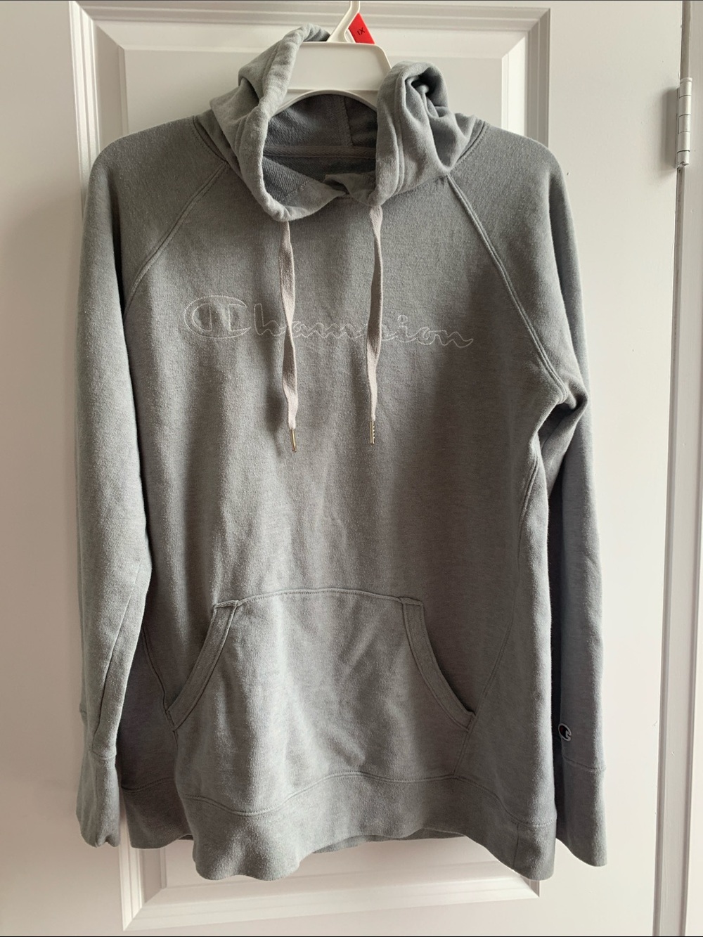 Champion Men's Light Gray Pullover Hoodie with Embroidered Logo